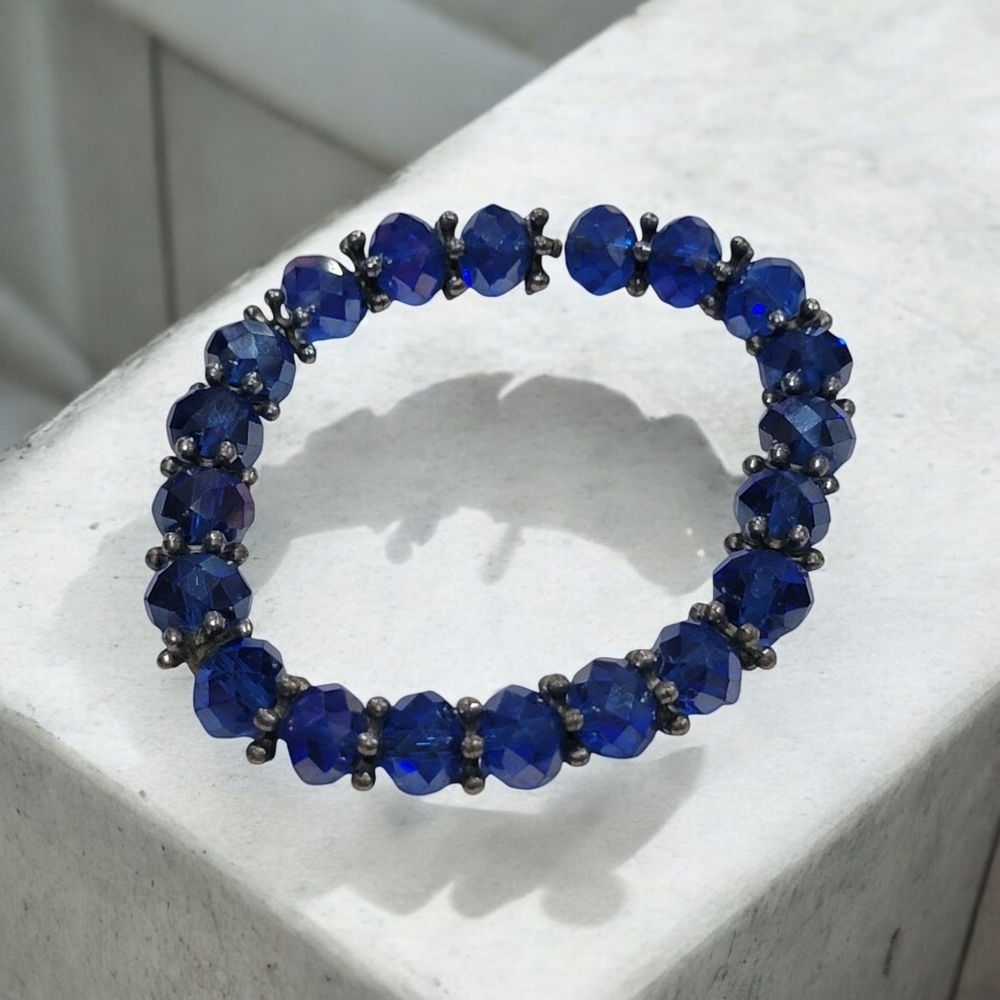 Blue Beaded bracelet stretch